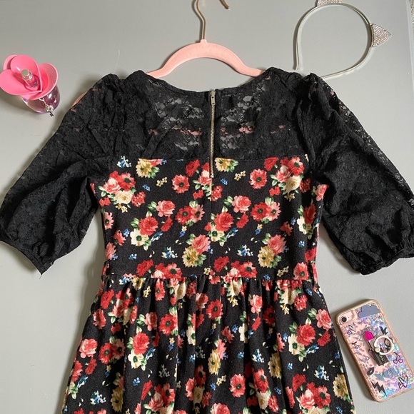 Floral dress - Picture 2 of 4